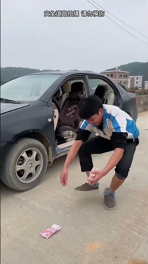 Embarrassing moments between three brothers #RuralFunnyVideos#RuralLife(1)(1)(45)