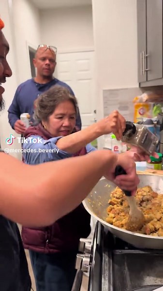 Delicious Thanksgiving Stuffing Recipe You’ll Love