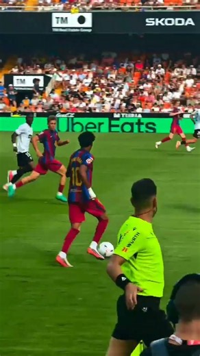 Valencia 0–5 Barcelona | La Liga Highlights 🔥⚽ | Lamine Yamal & Raphinha Show