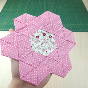 Hexagon Patchwork Pattern Work Without Using a Mold | Modelist/Terzi Hatice DEMİR