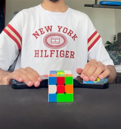 5.88s Rubik’s cube solve with Roux Method