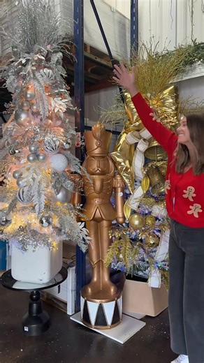 When the clock strikes 12 it’s officially Christmas. | Tmi Gifts