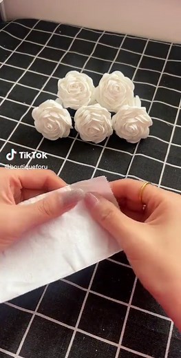 DIY Tissue Rose Flowers Tutorial