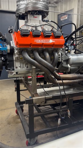 We have plenty to learn in this roundy round world of racing, but we think this first attempt at a G3 Hemi engine for the dirt, will be a good place to start working with the Briggs new ride. Built on the just fantastic foundation of a Callies / Energy G3 Aluminum block (very strong and 80-100lbs lighter than cast iron options), a Callies Magnum crank and Callies Ultra rods, all proudly made here in the USA, this engine utilized our Factory Cast CNC ported heads (we will later upgrade to our hea