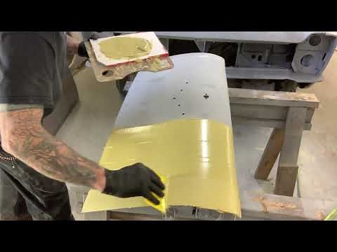 Auto Body: Bodywork a large panel quickly using Roberlo Maxifill