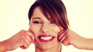 Clapping Cheeks | Know Your Meme