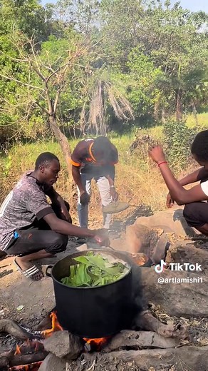 ##CapCut #abstractart #painterofthenight #fashiontiktok