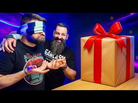 ΤΟΥ ΠΗΡΑΜΕ ΤΡΕΛΟ ΔΩΡΟ ΓΙΑ ΤΗ ΓΙΟΡΤΗ ΤΟΥ!