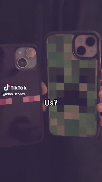 Creeper and Enderman Encounters in Minecraft Gameplay