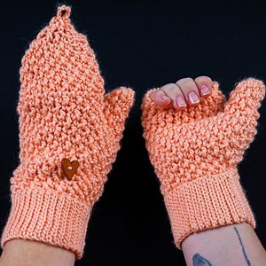 38K views · 1.3K reactions | Easy and practical crochet mittens with a simple pattern! | Miarti - Crochet and Knitting | Facebook