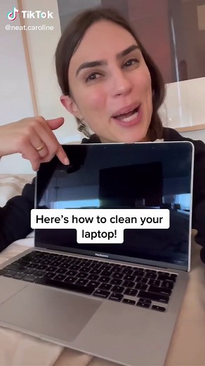 How to Deep Clean Your Laptop Effectively