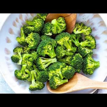 Instant Pot Steamed Broccoli