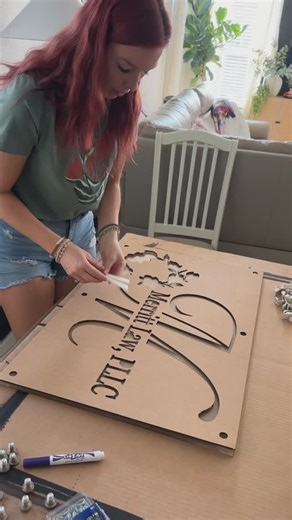 16K views · 1K reactions | There’s just something extra special when another small business wants my small business to create them something. It’s like this is how this little world goes round.  | Pearl and Pine | Facebook