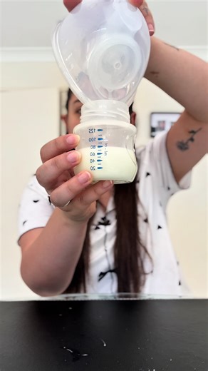 How to Hand Express Breast Milk Effectively