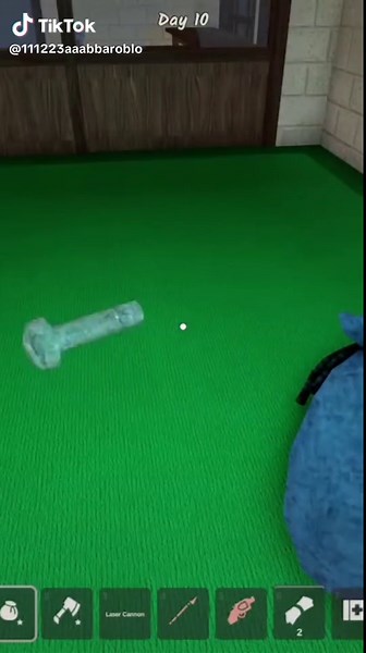 Do you pick it up or leave it? #99nightsintheforest #99nightsintheforestroblox #99nightsintheforesttip