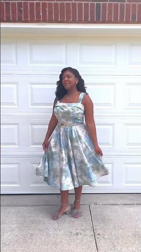 How to sew a dress for beginners. The perfect first dress sewing project.