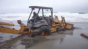 31K views · 117 reactions | Beached BackHoe.. #Case #Fail | UK Plant Operators Magazine | Facebook
