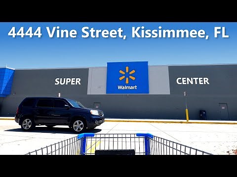Shopping at Walmart Supercenter at 4444 Vine Street in Kissimmee Florida - Store 817