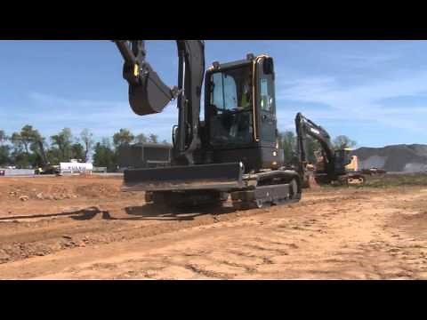 Tips & Tricks with Compact Excavators: How to Use the Dozer and Float Blade
