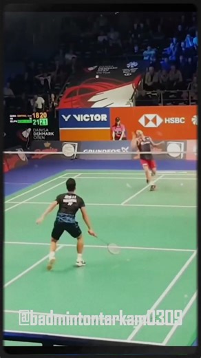 ANTHONY GINTING (INA) VS KENTO MOMOTA (JPN) | DENMARK OPEN 2018 #shorts #badminton #badmintonshorts
