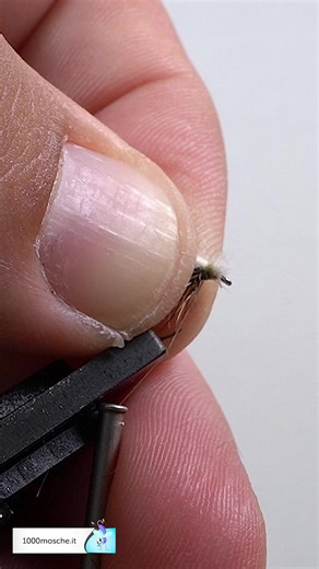 55K views · 575 reactions | Fly Tying Tutorial – Season 2025/26 EP. 1 – Dry Fly | 1000flies | Facebook