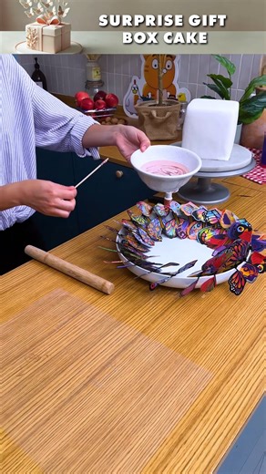 23K views · 163 reactions | Flying Butterfly Gift Box Cake! Unwrap the magic of this enchanting treat 曆 | Chefclub GruB | Facebook