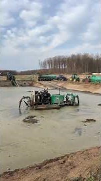 The farmers pontoon!!! #fennerfarms #countrylife #farming #farmlife #farm #work #cow #tractor #boat