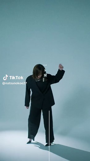 新曲「Flash Color」がリリースされたよ！たくさんの人に聴いてほしいな！