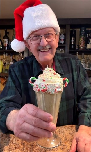 Peppermint Ice Cream Sandwich Milkshake, Happy Milkshake Monday!