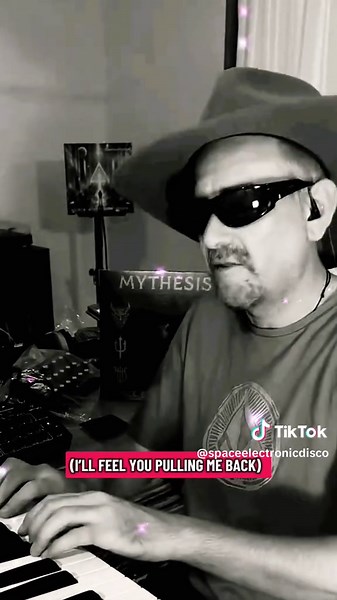 Quantum Love: Live Vocoder Performance Highlights