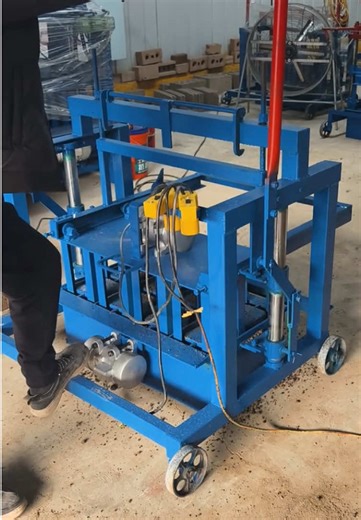 Automatic Brick Machine for Efficient Block Production