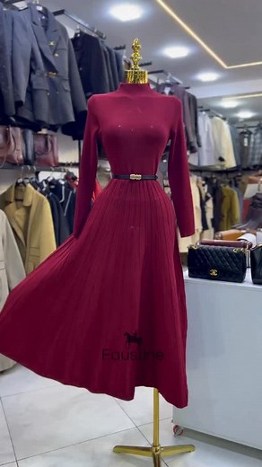 Notre robe iconique fait son grand retour, Ne rate pas ta chance 👗✨ ⚜️Tailles S/M (36/38) M/L (40/42) 📌Livraison disponible | Faustine Boutique