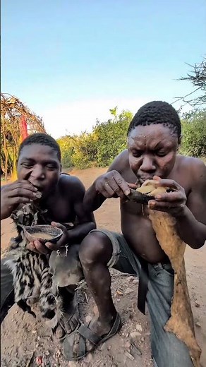 The daily life and diet of the Hazarbi tribe #africa