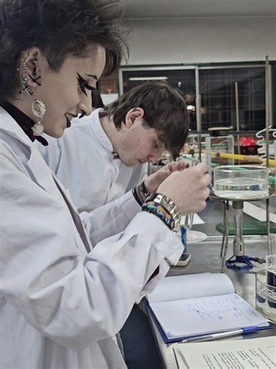 HEEEYYYY #quimica #laboratorio #chemistry #paratiiiiiiiiiiiiiiiiiiiiiiiiiiiiiii #fyp