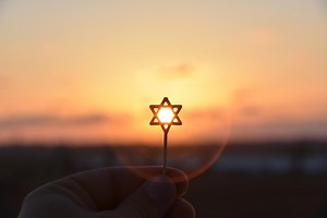 How To Decide If You Should Convert to Judaism | My Jewish Learning