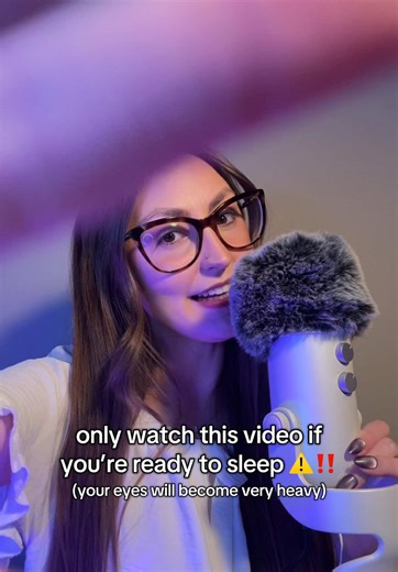 Another vid of super relaxing light triggers that get more and more intense for heavy eyes and deep sleep 🥱😴✨ #asmr #lighttriggers #relax #sleep #fyp