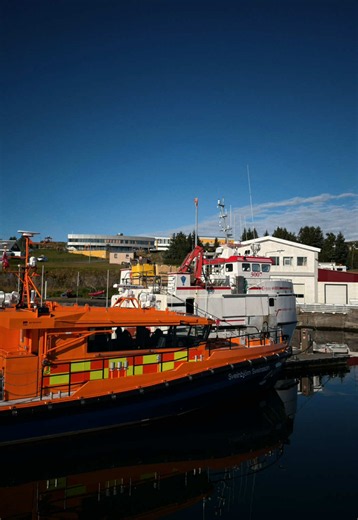 Preparing to set the gear off the east coast of Iceland #longline #commercialfishing #fishing #pov