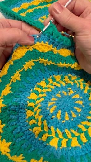 DIY Round Crochet Pillow Cover Tutorial (Multicolor Yarn + Button Closure)