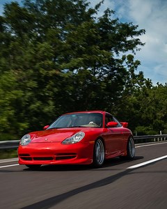 We love all kinds of builds and Dustin’s LS3 swapped 996 is certainly one of them! 520HP crate motor, cross plane headers, GT3 aero bits, and of course Fabspeed tips 😁 | Fabspeed Motorsport