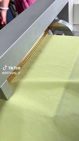 Mastering Fabric Pleating with a Sewing Machine