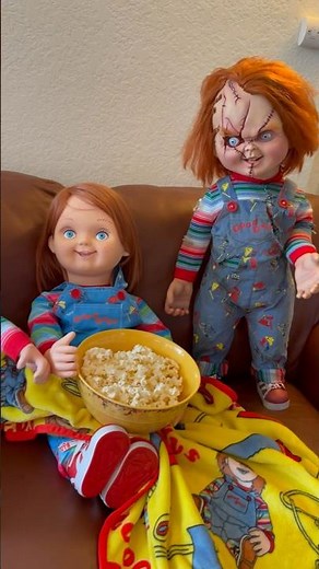 Trick Or Treat Studios Chucky Dolls | 1:1 scale replicas | Neca Chucky Doll