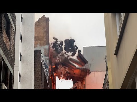 Footage from major building fire in Surry Hills