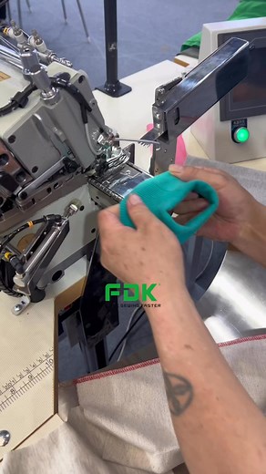 Automatic rib cuff attaching machine#automaticlockstitchtemplatesewingmachine #automaticsewingmachines#industrialsewingmachine #fullyautomaticsewingmachine #fdkauto #fdkkael #Manufacturerofautomaticsewingequipment #缝得快自动化#automaticbottomhemmingmachine #Automaticwaistbandinterlockmachine #Autobottomhemmingmachine #autocollarattachingmachine #multifunctionallaserweltingmachine #autoelasticattachinemachine #360RotatingTemplateSewingMachine #autoribcuffattachingmachine | Kael Chen