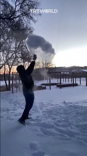 Boiling water instantly freezes in US winter