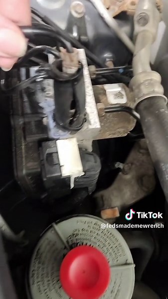 Illegal Brake Line Bypass! Insane DIY Mechanic Fail | Honda Wheels