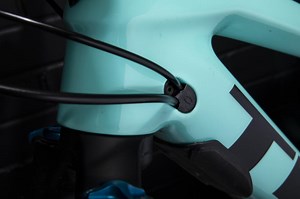 How to deal with those fiddly rubber internal cable ports - MBR