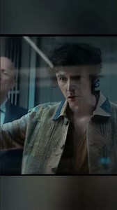 Best Scene Allien. Alien eyes take over the sheep's body. #movieclips