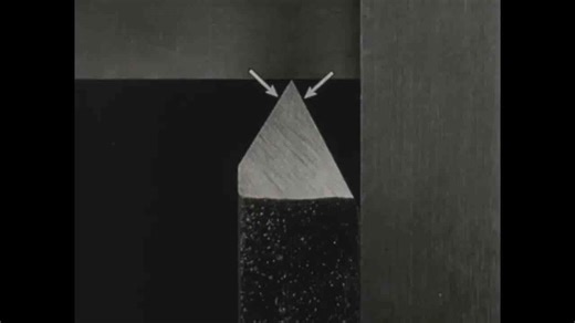 Precision Thread Cutting Techniques on a Lathe Machine