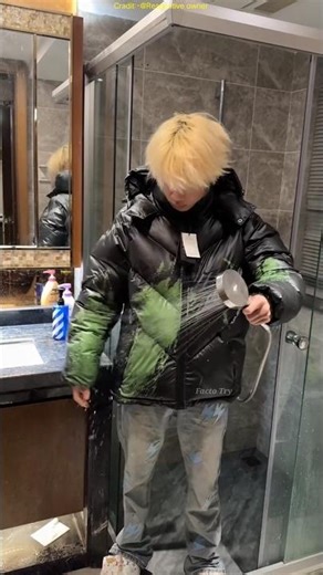 This Color-Changing Jacket Is Going Viral in China 😲 #shorts
