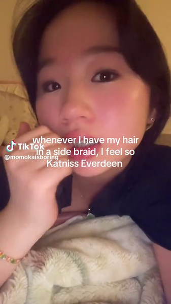 Katniss Everdeen Style: Embracing the Side Braid